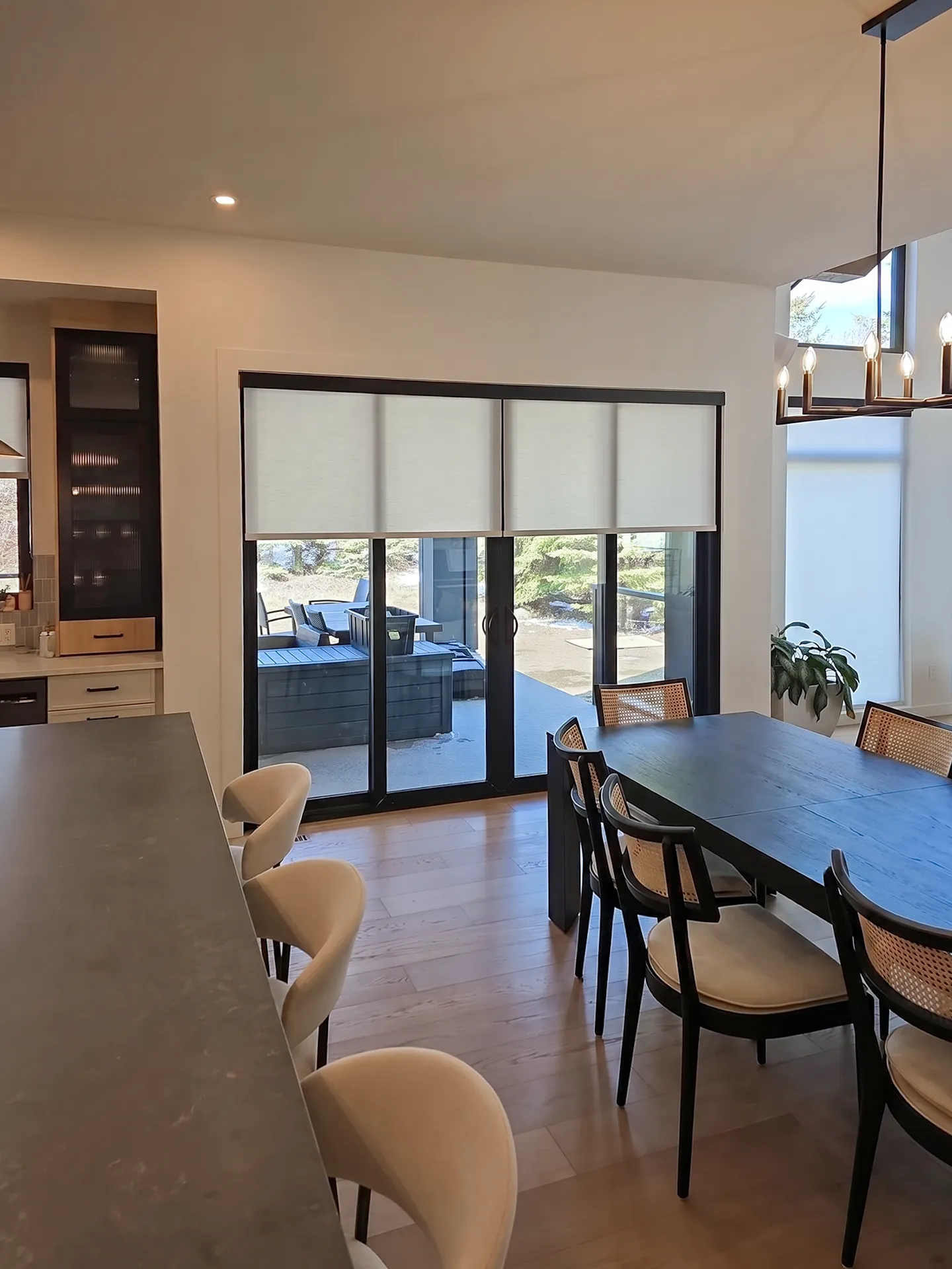 Custom Window Blinds & Shades in Beaumont