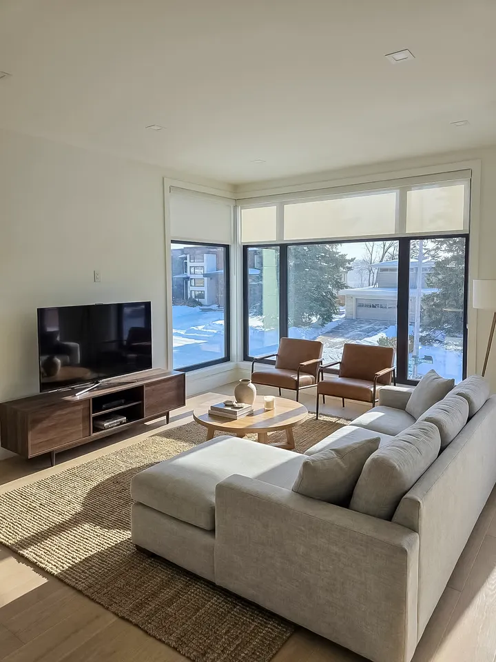 Why Choose Roller Shades?